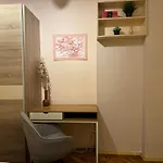 Apartment Cozy And Quiet