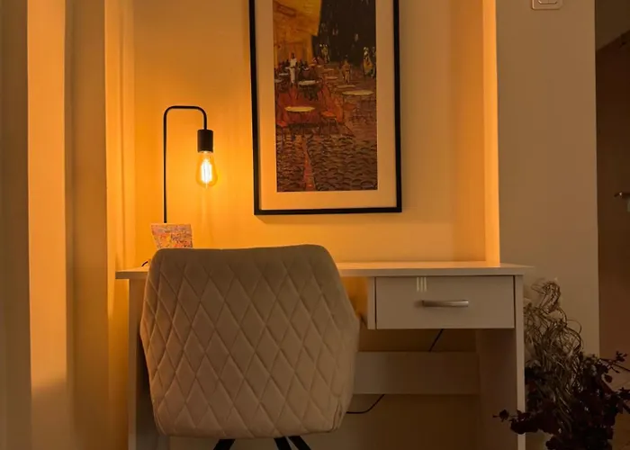 Cozy And Quiet * ソフィア